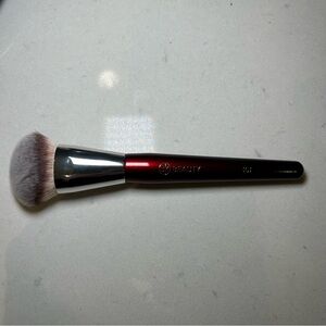 New BK Beauty 101 Contoured Foundation Brush Never Used